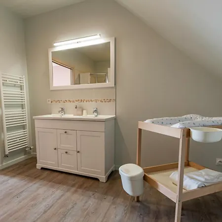 Entre Terres Et Vignes A La Ferme Avec Privatif En Champagne A Heure De Paris *