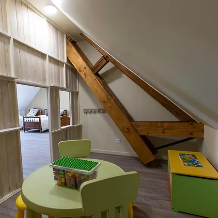 Entre Terres Et Vignes A La Ferme Avec Privatif En Champagne A Heure De Paris Feriehus Chatillon-sur-Morin